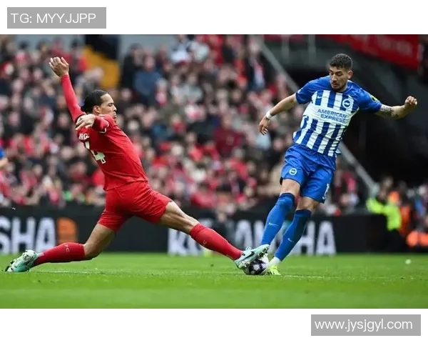 足球场上的防守大师十大后腰明星球员的崛起与传奇故事